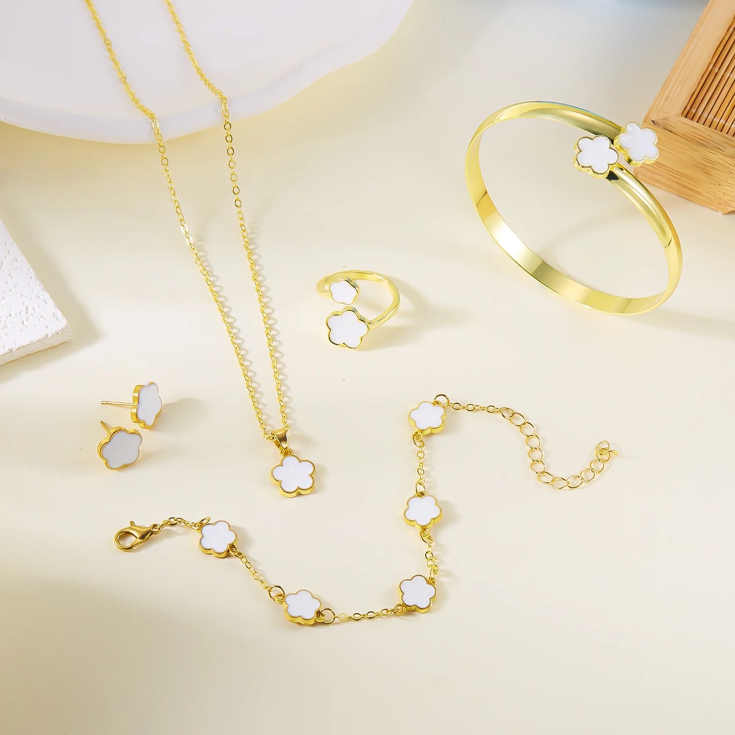 5pcs/set Colorful Enamel Plum Blossom Bracelets for Women Lucky Five Leaf Flower Necklace Earring Elegance Party Jewelry Gifts